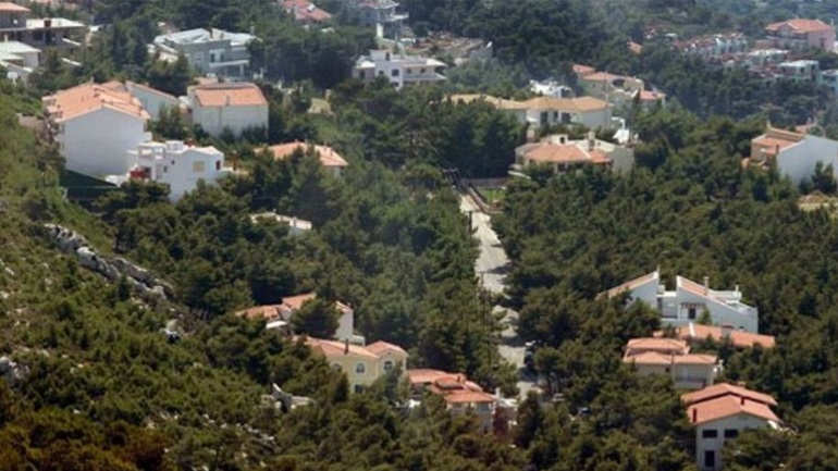 Νομοσχέδιο – Χατζηδάκης: «Τέλος το πολεοδομικό μπάχαλο» – Τι θα γίνει με τα εκτός σχεδίου